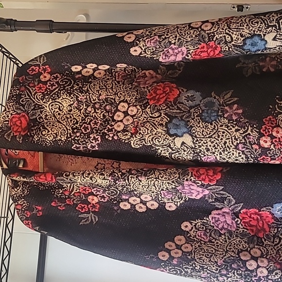 Black and Flower Patterned Shawl with Tassels - Picture 1 of 4